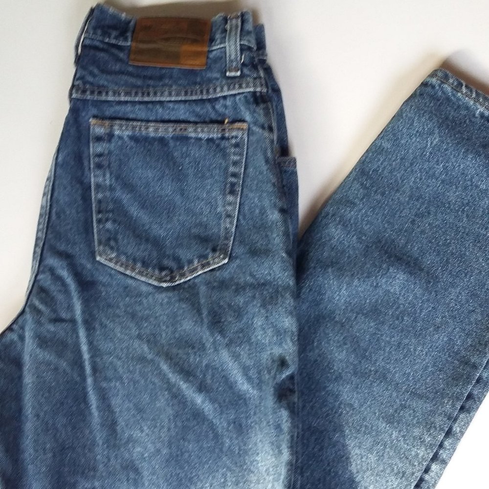 Wrangler Blue jeans size 10 boys 28x32